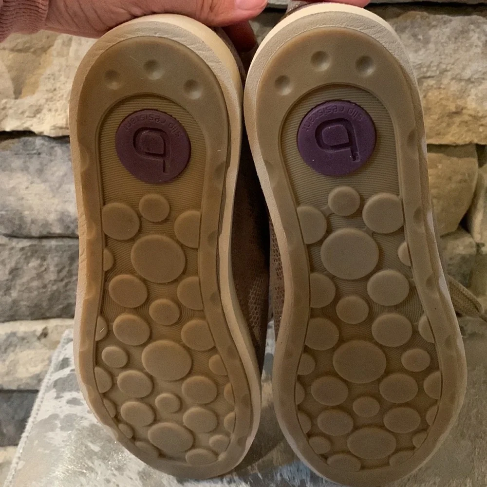 BIONICA Natick Taupe Snakeskin Metallic Hiking Boots 7.5 - Picture 4 of 10